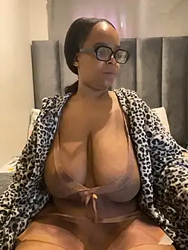 Saggy areola95 online show from 07-15-26, 08:21