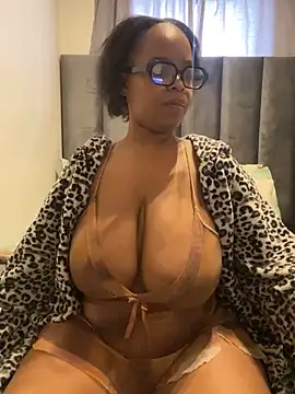 Saggy areola95 online show from 06-04-26, 08:30
