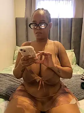 Snapshot of Saggy_areola95 chatting on 05-15-26, 10:57 Saggy areola95 online show from 05-15-26, 10:57