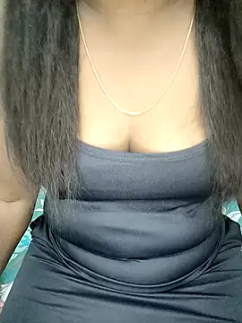 Snapshot of tamil_subha69 chatting on 01-07-25, 01:03 tamil subha69 online show from 01-07-25, 01:03