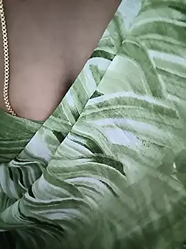 Snapshot of tamil_subha69 chatting on 05-24-26, 06:30 tamil subha69 online show from 05-24-26, 06:30