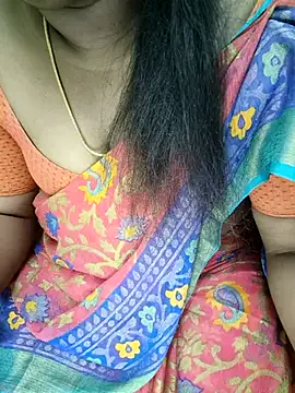 Snapshot of tamil_subha69 chatting on 03-01-25, 02:44 tamil subha69 online show from 03-01-25, 02:44