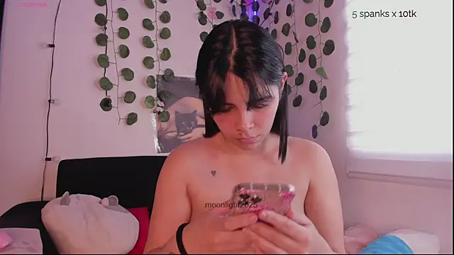 moonliiiight1 online show from 10-26-25, 05:57