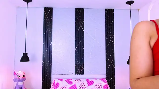 AndreaGil  online show from 03-07-26, 12:21