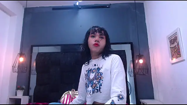 AndreaGil  online show from 09-16-25, 07:04