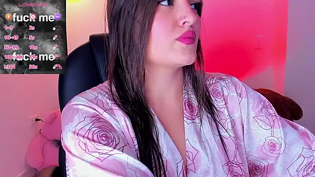 ellarosee  online show from 01-11-26, 06:37