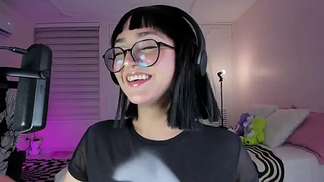 SweetJennaa online show from 03-14-25, 07:26