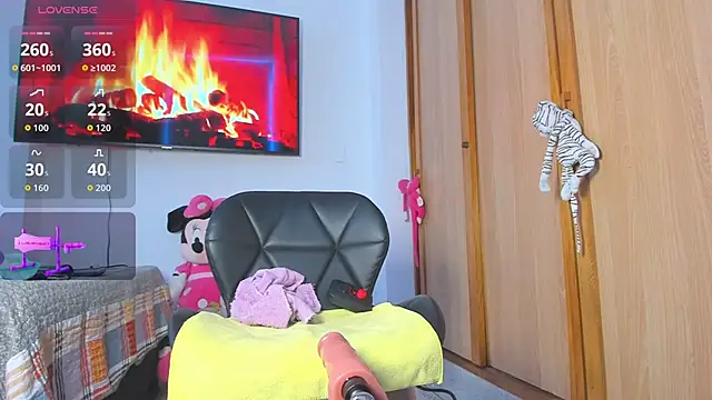 lily evil online show from 03-05-26, 05:20