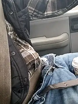 Snapshot of otterlover123 chatting on 03-21-26, 12:53 otterlover123 online show from 03-21-26, 12:53