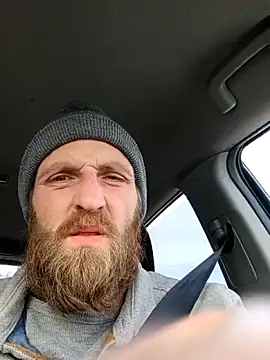 Snapshot of otterlover123 chatting on 12-22-25, 05:24 otterlover123 online show from 12-22-25, 05:24