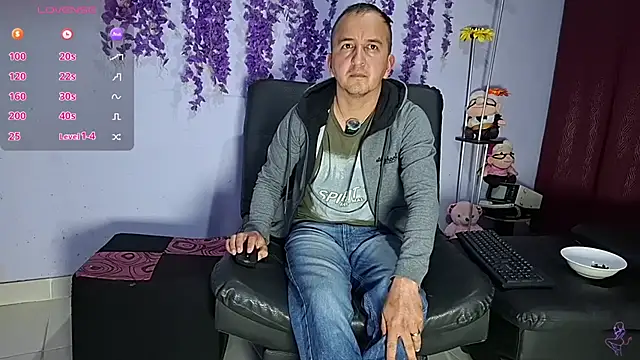 yazfore2 online show from 07-11-26, 02:45