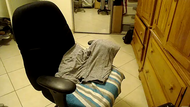 Snapshot of joeydee1 chatting on 02-16-25, 12:54 joeydee1 online show from 02-16-25, 12:54