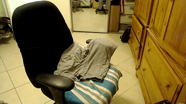 Snapshot of joeydee1 chatting on 02-16-25, 07:05 joeydee1 online show from 02-16-25, 07:05