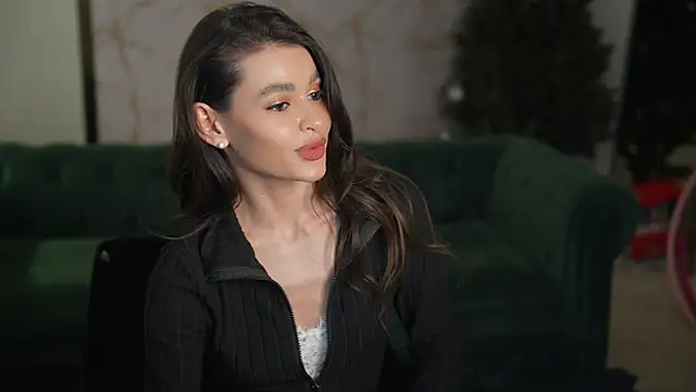 Snapshot of Gabriella054 chatting on 02-01-25, 03:30 Gabriella054 online show from 02-01-25, 03:30