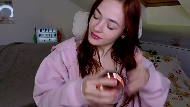 MiaRouge online show from 12-05-25, 02:54