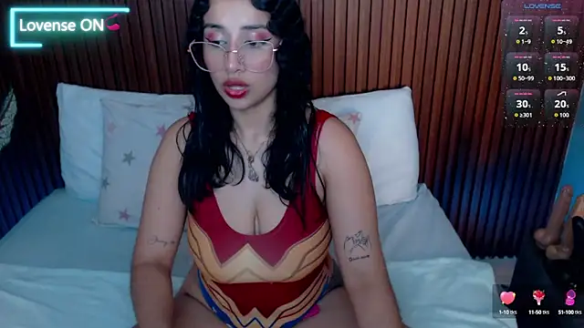 Snapshot of venuz_lee chatting on 10-02-25, 01:14 venuz lee online show from 10-02-25, 01:14