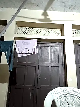 PRIYANHUxh online show from 03-31-26, 04:42