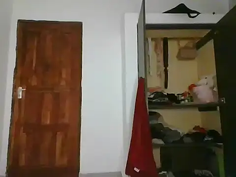 Snapshot of Candykitten chatting on 03-22-25, 05:52 Candykitten online show from 03-22-25, 05:52