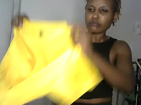 Snapshot of Candykitten chatting on 03-09-25, 06:11 Candykitten online show from 03-09-25, 06:11