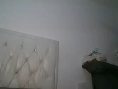 Snapshot of Candykitten chatting on 03-14-25, 06:50 Candykitten online show from 03-14-25, 06:50