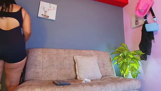 jade brunnette online show from 05-31-26, 08:20