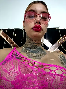 Zaratattoox online show from 11-04-25, 03:43