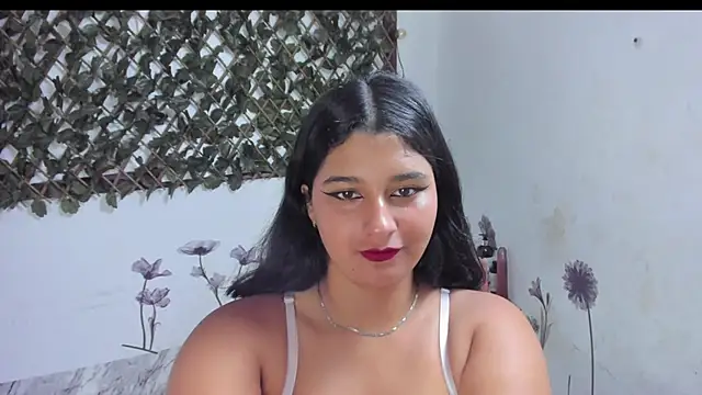Snapshot of Megan_Whitte chatting on 10-14-25, 09:47 Megan Whitte online show from 10-14-25, 09:47
