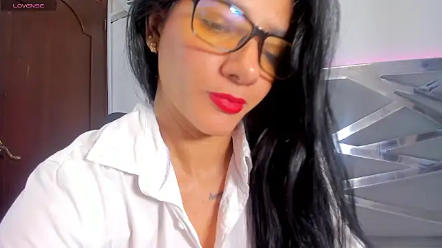 Snapshot of DashaFoxxx chatting on 02-17-25, 01:11 DashaFoxxx online show from 02-17-25, 01:11