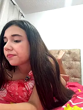 mia cooper 24 online show from 10-22-25, 02:00