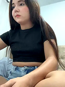 mia cooper 24 online show from 09-22-25, 03:56