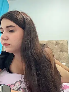 Snapshot of mia_cooper_24 chatting on 04-15-26, 04:29 mia cooper 24 online show from 04-15-26, 04:29