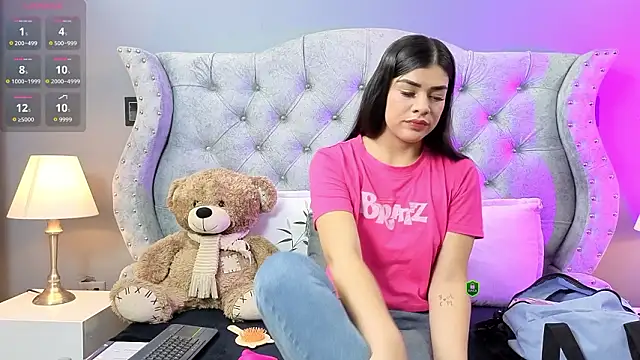 Snapshot of Maguy_Mistress chatting on 03-14-26, 12:00 Maguy Mistress online show from 03-14-26, 12:00