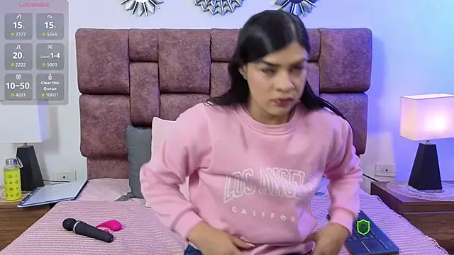 Snapshot of Maguy_Mistress chatting on 04-07-26, 12:07 Maguy Mistress online show from 04-07-26, 12:07