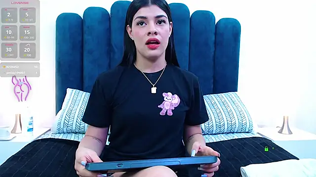 Snapshot of Maguy_Mistress chatting on 03-12-25, 06:32 Maguy Mistress online show from 03-12-25, 06:32
