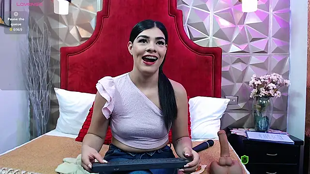 Snapshot of Maguy_Mistress chatting on 03-28-26, 12:06 Maguy Mistress online show from 03-28-26, 12:06