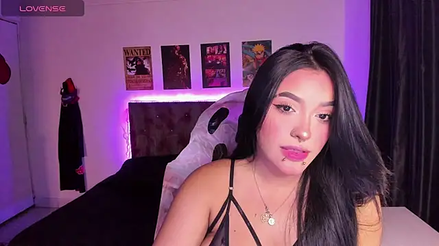 Snapshot of Mariana_Hasper_ chatting on 10-05-25, 01:51 Mariana Hasper  online show from 10-05-25, 01:51