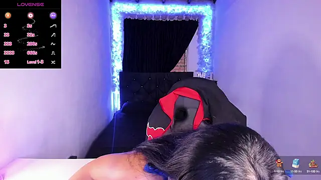 Snapshot of Mariana_Hasper_ chatting on 12-10-24, 01:00 Mariana Hasper  online show from 12-10-24, 01:00