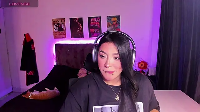 Snapshot of Mariana_Hasper_ chatting on 10-15-25, 03:49 Mariana Hasper  online show from 10-15-25, 03:49