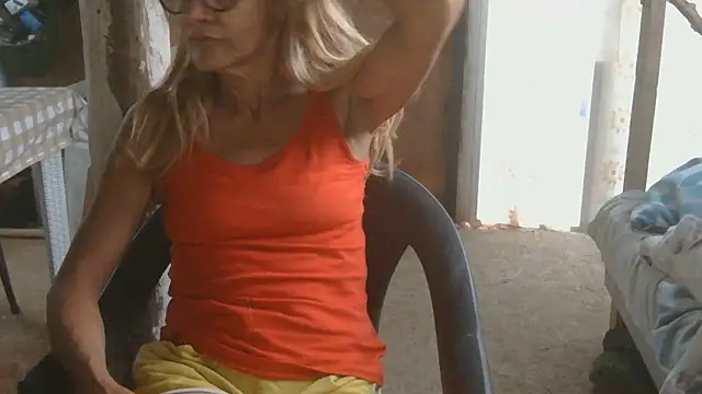couplemilf2 online show from 06-06-26, 07:08