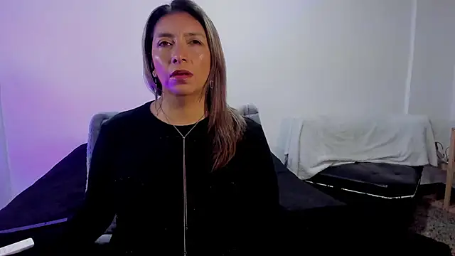 MichelleManson online show from 10-14-25, 09:21