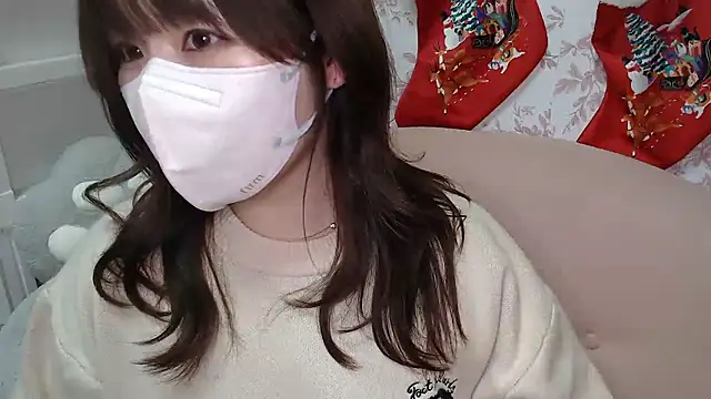 mei hosina online show from 12-18-25, 03:49