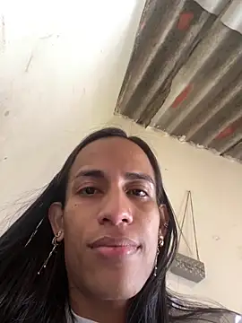 Snapshot of AlexaWarner chatting on 02-18-26, 04:03 AlexaWarner online show from 02-18-26, 04:03