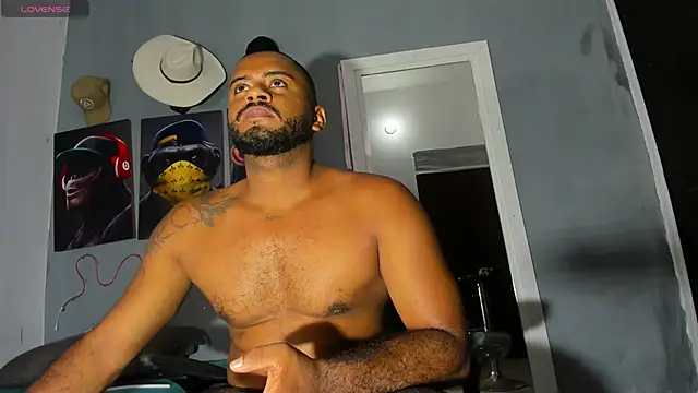 Snapshot of Hardboy_latin chatting on 09-25-25, 12:27 Hardboy latin online show from 09-25-25, 12:27