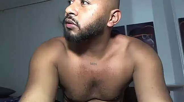 Snapshot of Hardboy_latin chatting on 01-22-25, 04:02 Hardboy latin online show from 01-22-25, 04:02