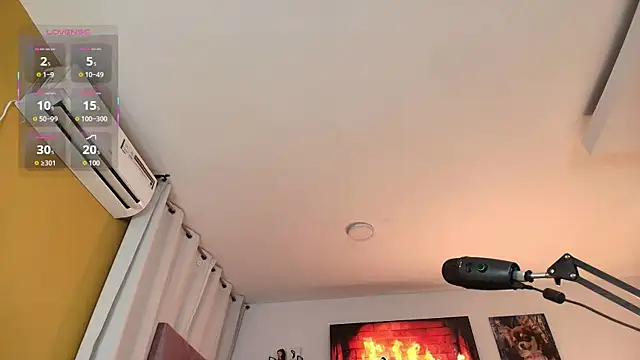 Snapshot of salome_cortes26 chatting on 09-09-25, 10:47 salome cortes26 online show from 09-09-25, 10:47