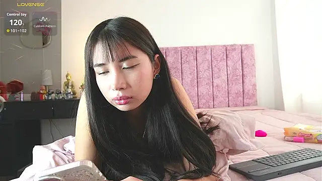 AlessiaVix online show from 02-17-26, 04:59