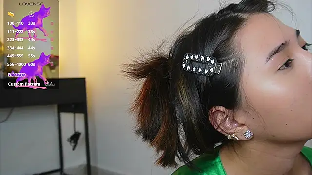 AlessiaVix online show from 03-06-25, 04:38