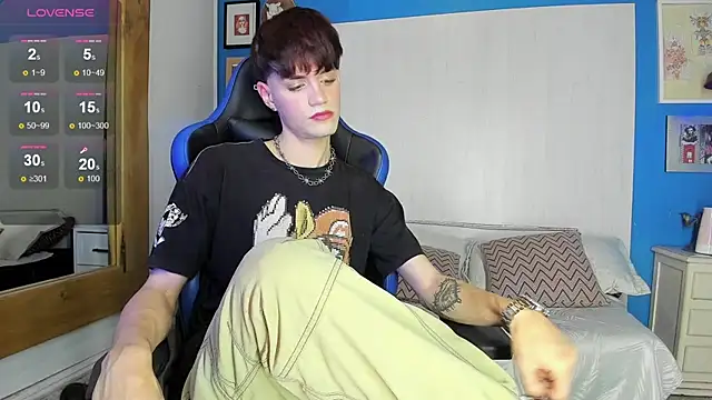 VladHellsing4 online show from 03-22-25, 02:14