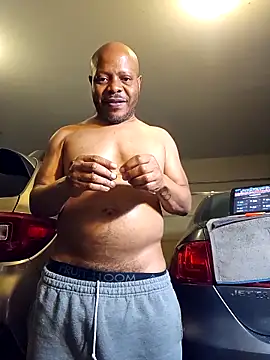 Snapshot of personalityalwayswins2 chatting on 02-25-26, 04:12 personalityalwayswins2 online show from 02-25-26, 04:12