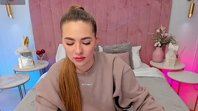 MilaVoxx online show from 02-18-26, 05:49